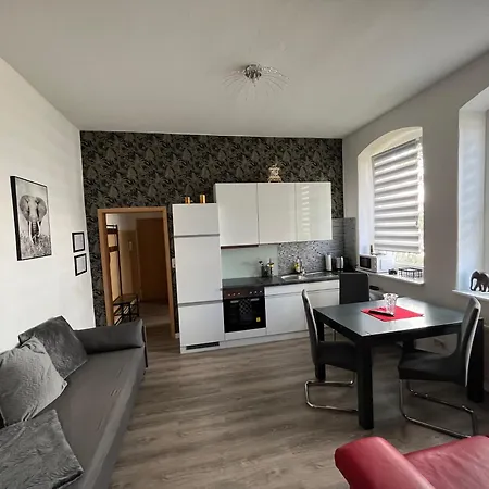 Lägenhet Kleines Voll Ausgestattetes Nr 2 *